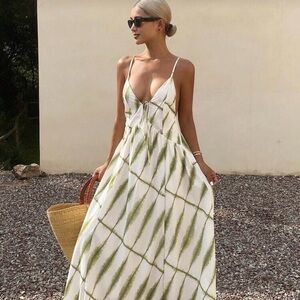Elegant Green and White Maxi Dress